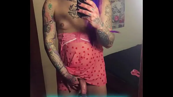 أنبوب Trans girl shows off in the mirror with her big dick كبير