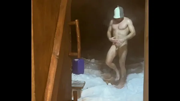 أنبوب Sex VLOG from VILLAGE / Horny in the bathhouse and jerking off a big dick / Pissing in an outdoor toilet in winter كبير