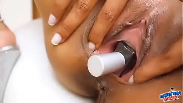 बिग Incredible Body Latina! Inserting Perfum Bottle in Pussy कुल ट्यूब