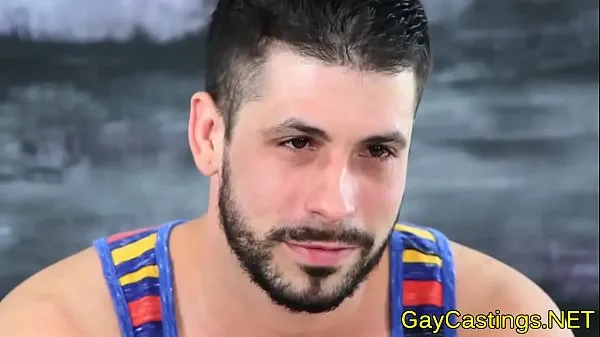 Μεγάλο Spanish hunk sucks cock at gaycastings συνολικό σωλήνα